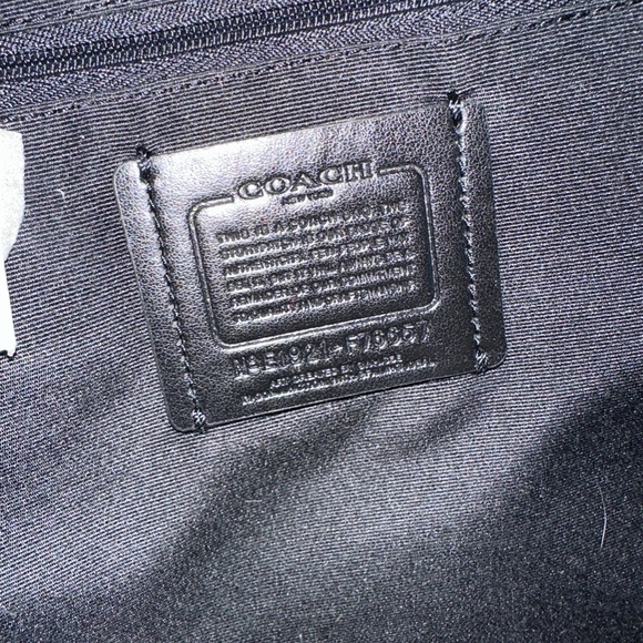 NWT! RARE! Coach Vandal Gummy Bear Charlie Backpack In Signature Canvas F76657 - Picture 11 of 12